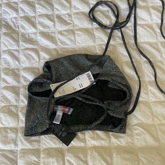 Urban Outfitters Shimmering Silver Camisole - Picture 4 of 8